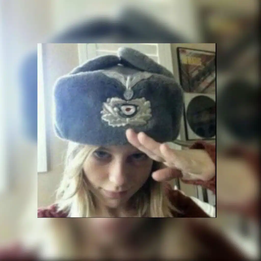 مصري صمخه: ايام بتفوت وانا من جوايا بموت