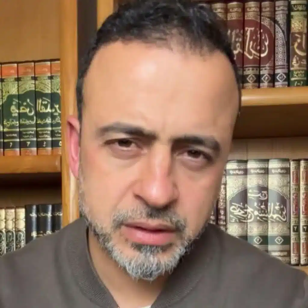 24- ألا يكفيك ربك