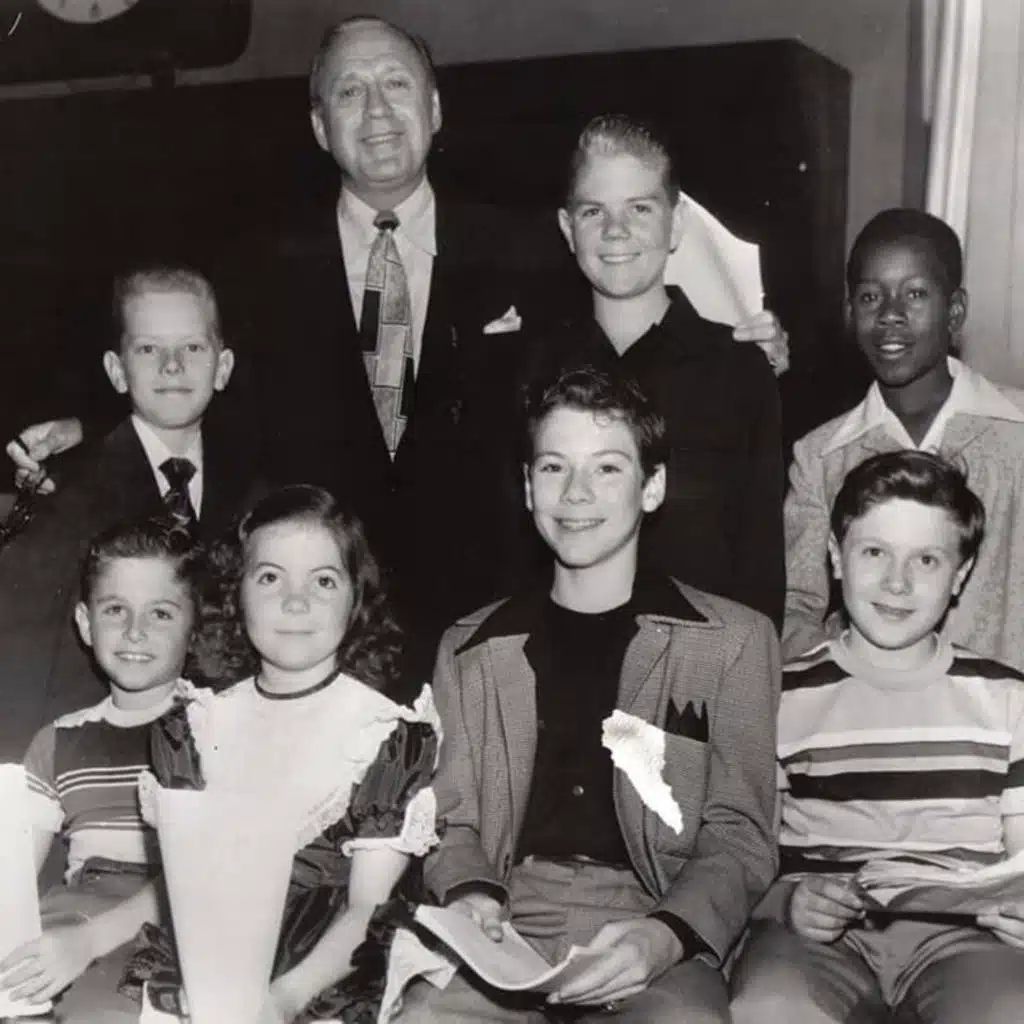 Jack Benny Podcast 1950-04-23 (730) The Beavers, PHAF 1950-04-23 Zanuck's Invitation, Jack Benny, 1940-04-28 (372) Buck Benny, Fred Allen 1940-04-24 (30) Guest Rochester