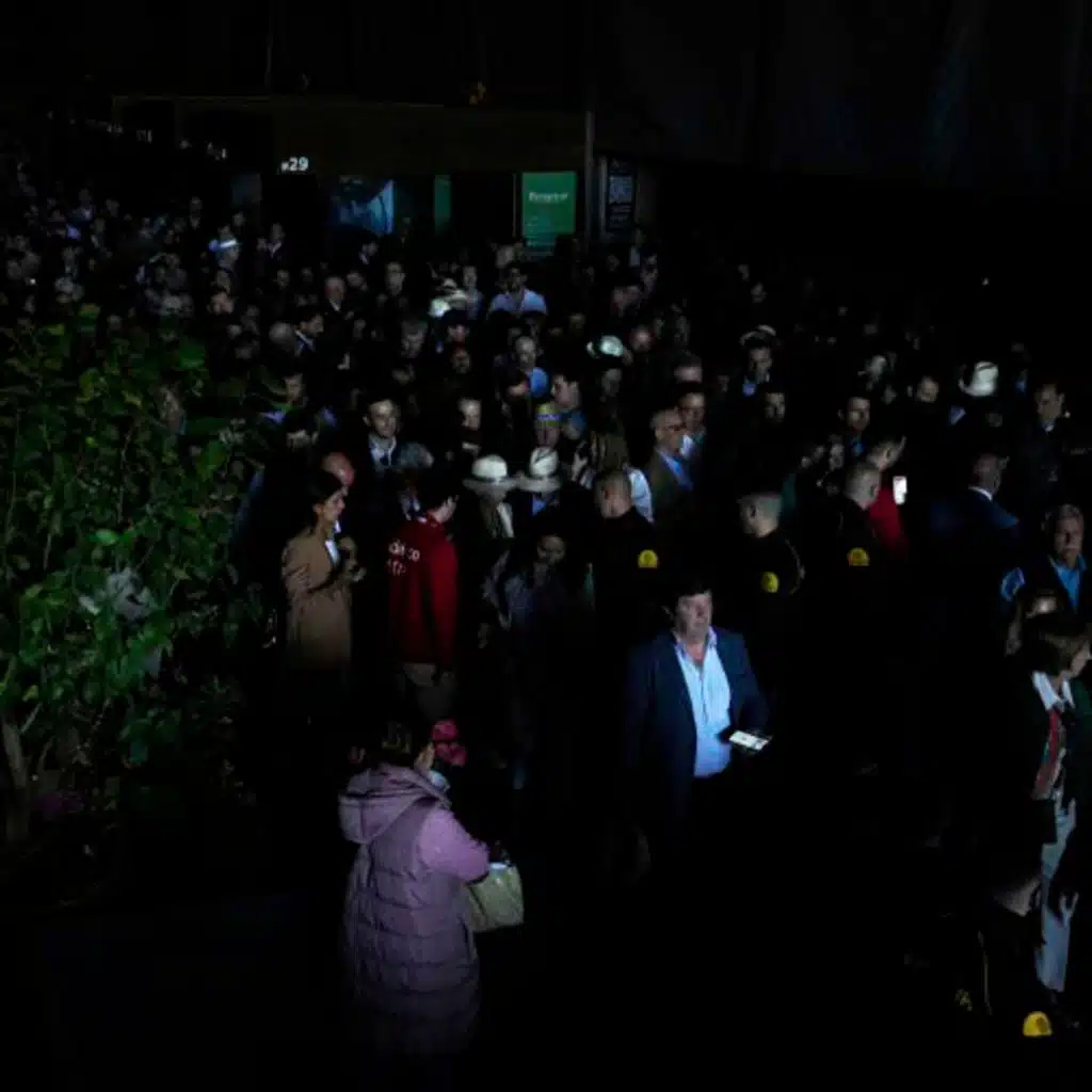 Spain and Portugal suffer major power outages (29/04/25)