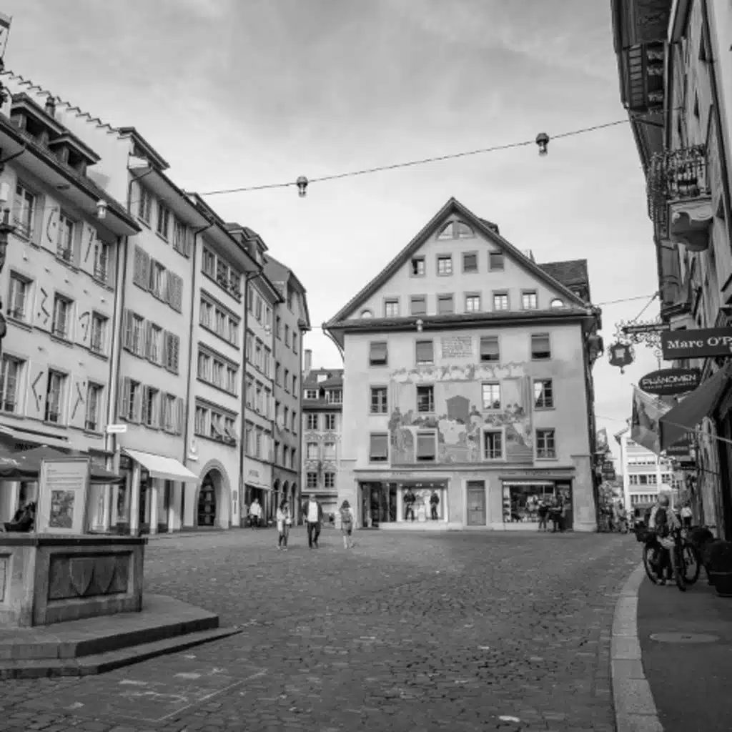 Cities #747 - Lucerne [Deep House]