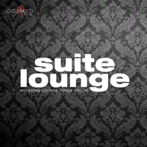 Suite Lounge 19
