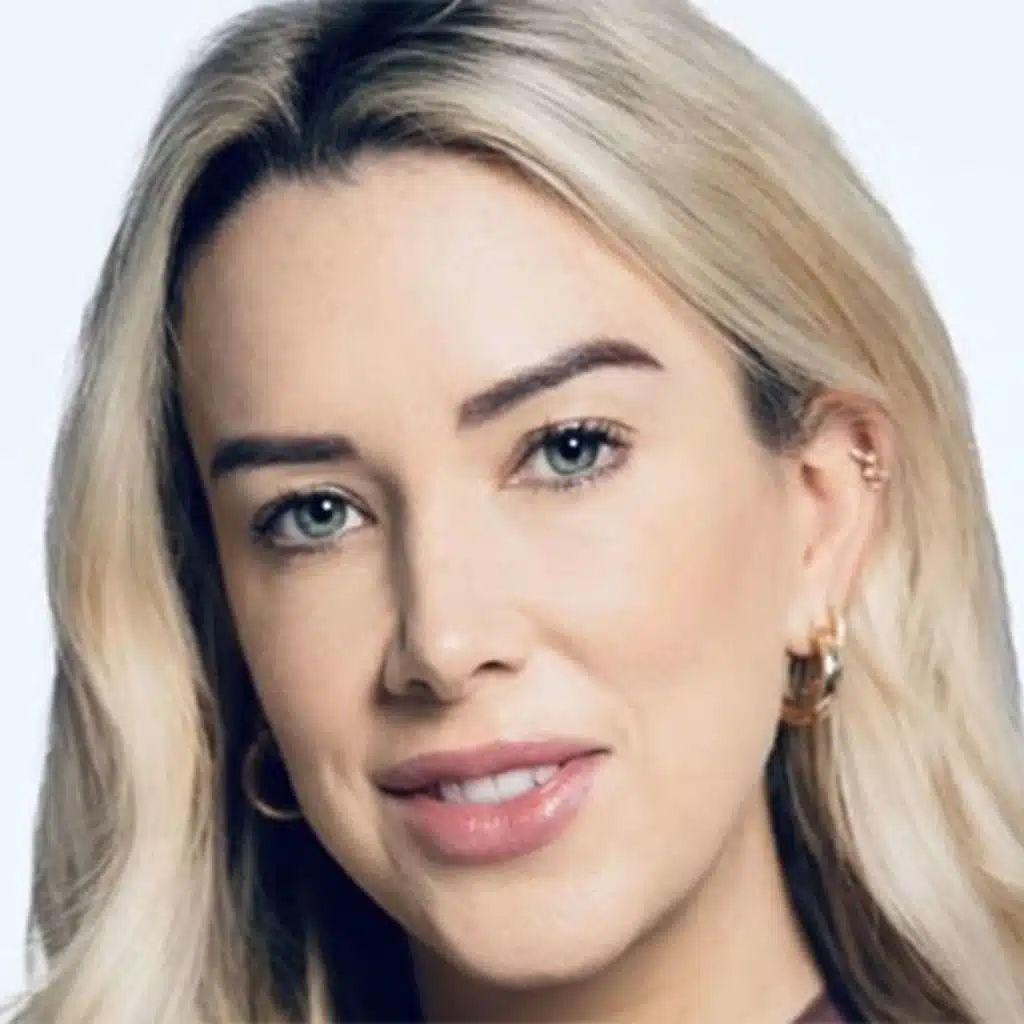 Heather Blundell, UK CEO of Grayling on the PRmoment Podcast