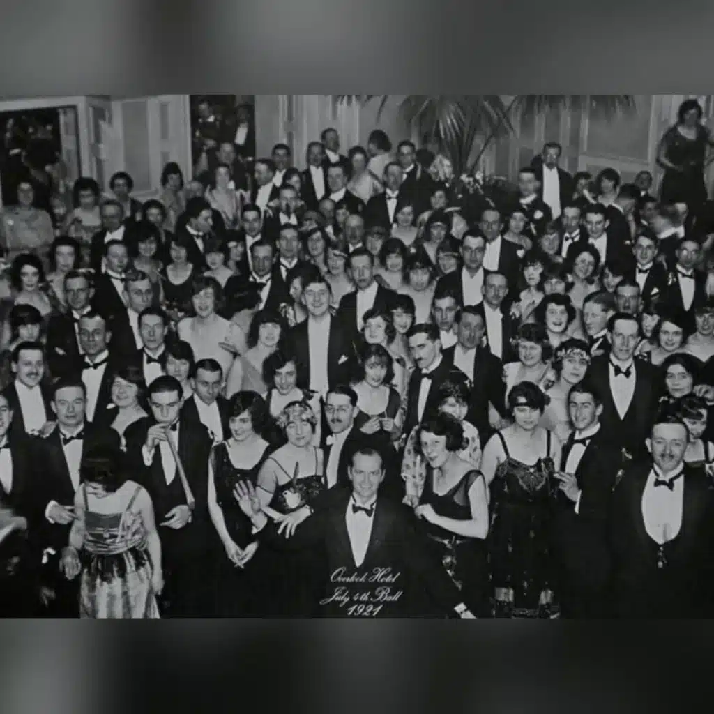 Man tracks down origin of iconic ‘Shining’ photograph