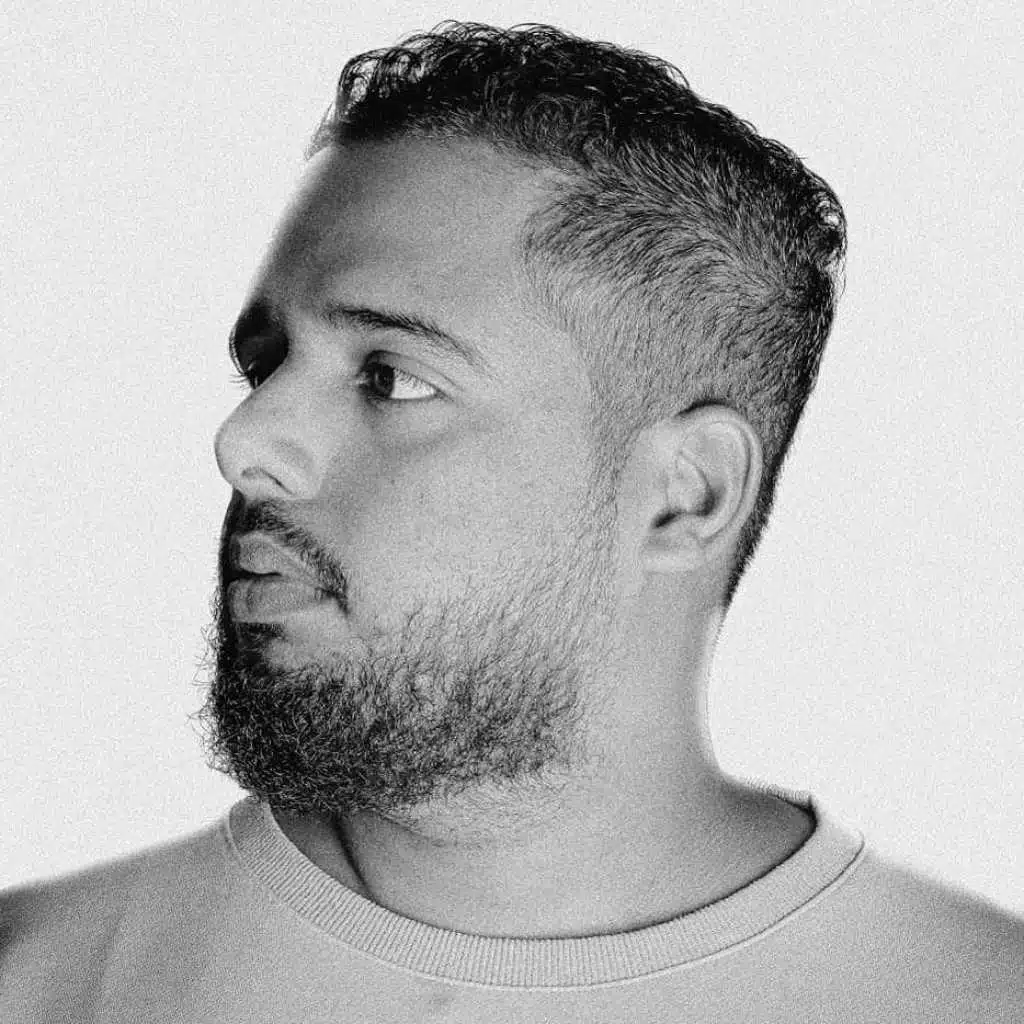 عمرو إكسثودو