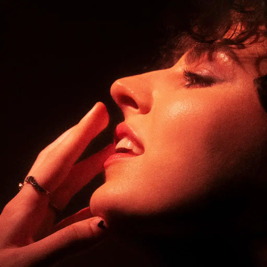 Lovergirl (Deluxe)