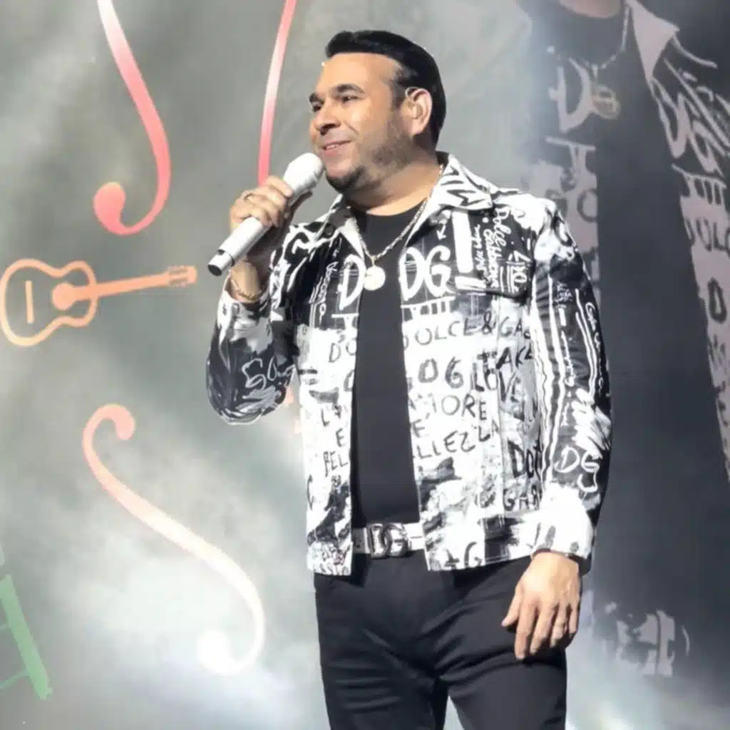 25 Aniversario (En Vivo) [feat. LINAR DE JESUS ESPINAL NUNEZ]