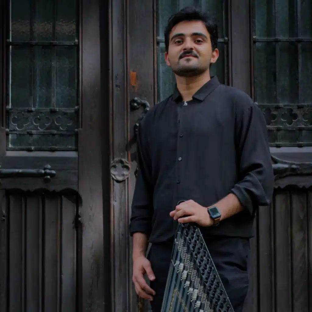 Hamza Kanun Ghariba El Nass (Music Version)