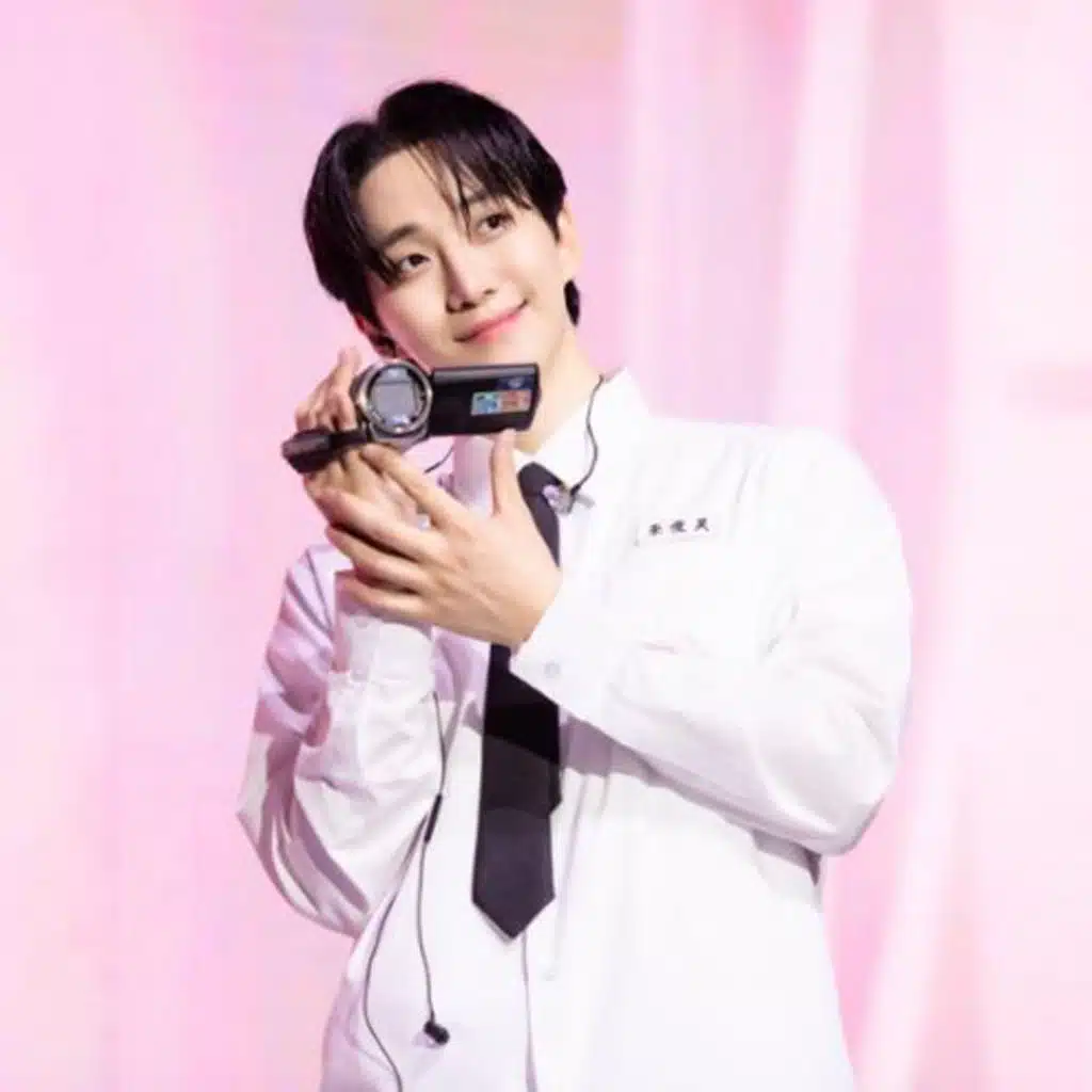 Lee Jun-ho of 2PM to leave JYP after 17 years