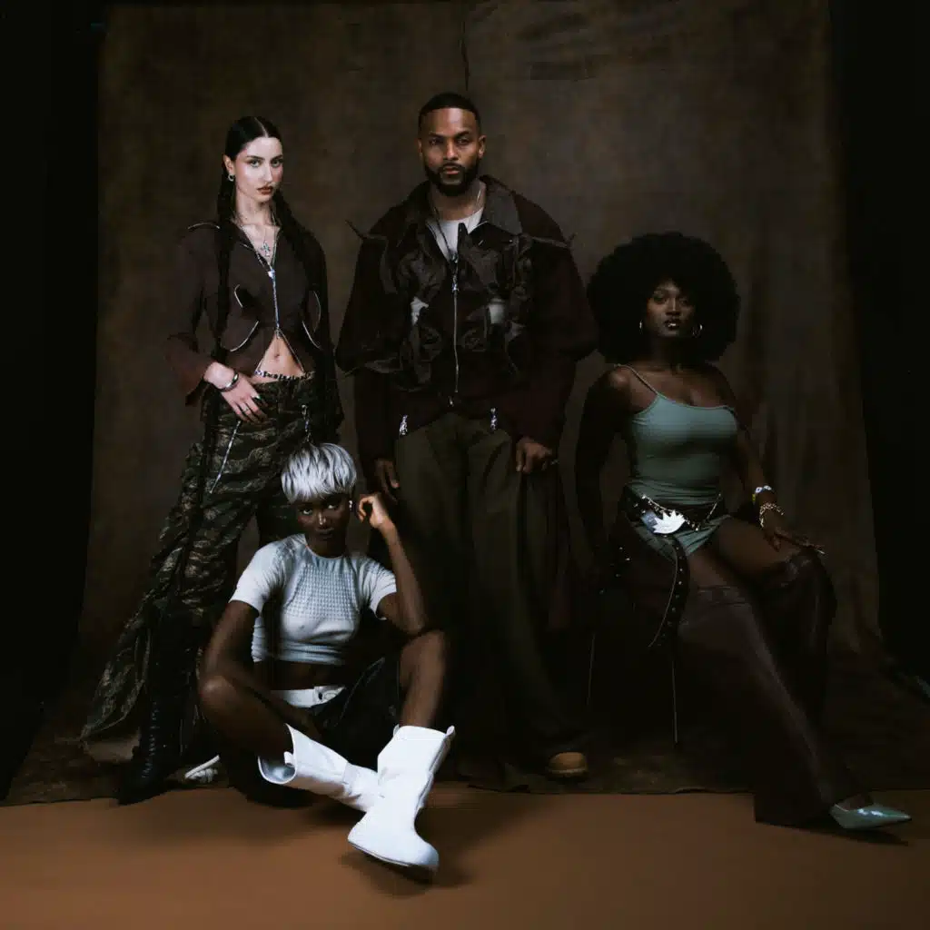 ESMERALDA (feat. Bamby)