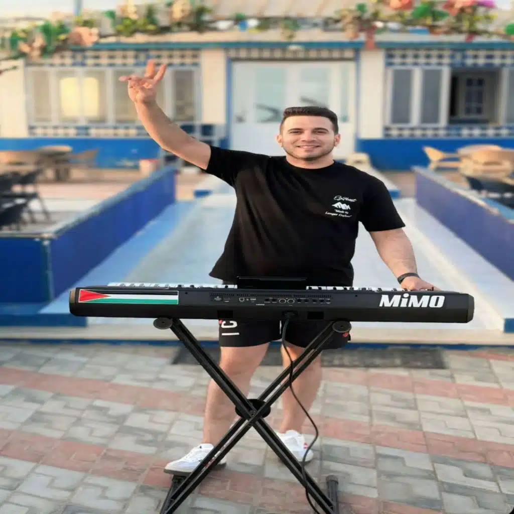 اللي بيني وبينك مات (مع محمد البصيلي)