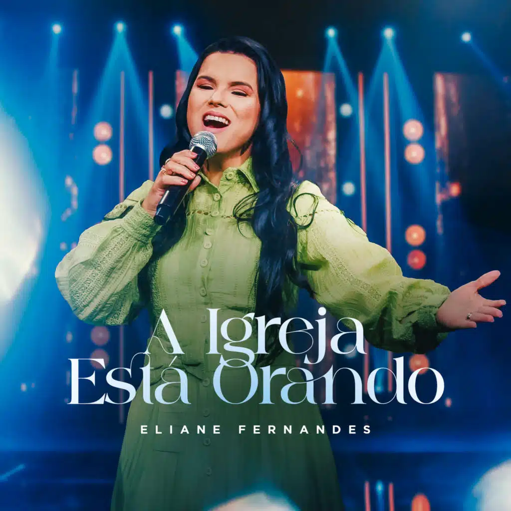 A Igreja Está Orando