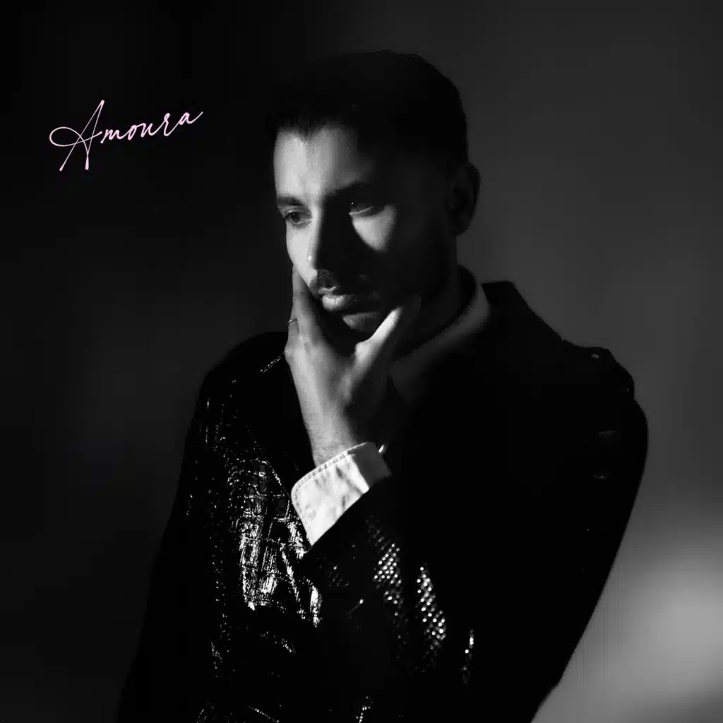 Amoura