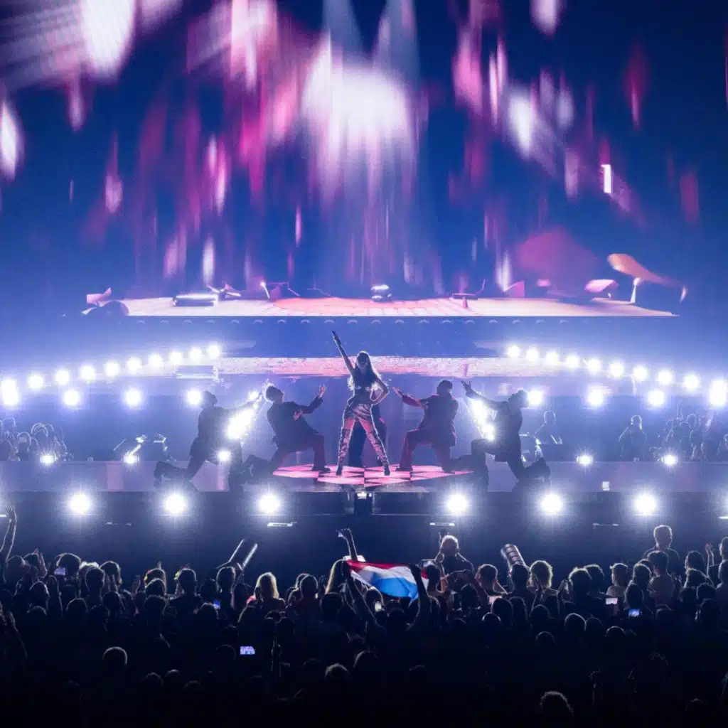 La poupée monte le son (Poupée Électrique)