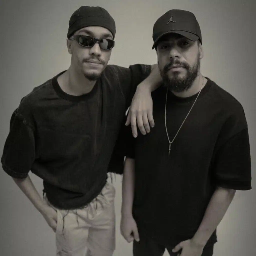 Mouch Bessehil / مسكينة (feat. Jo)