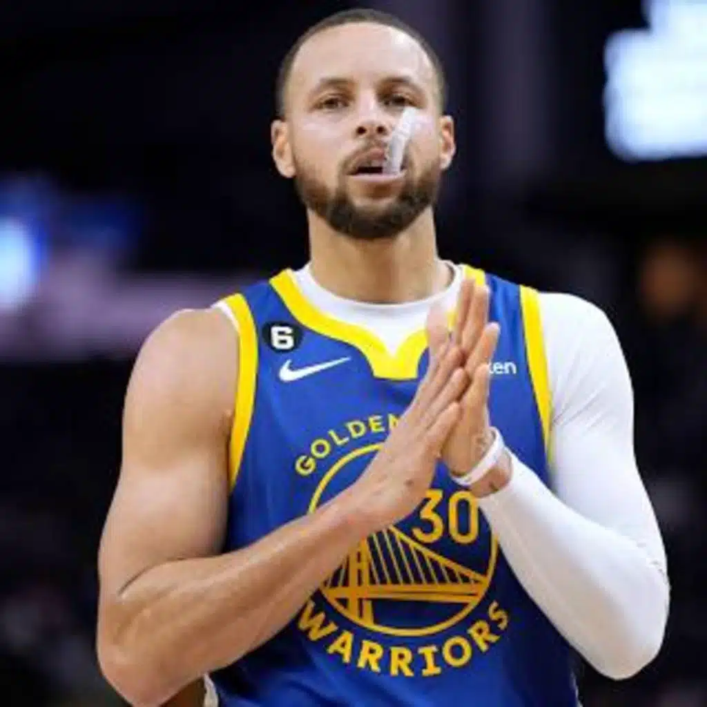 Stephen Curry Reflects on Defeat against Lakers & Relationship with LeBron, Post-Match Discussion