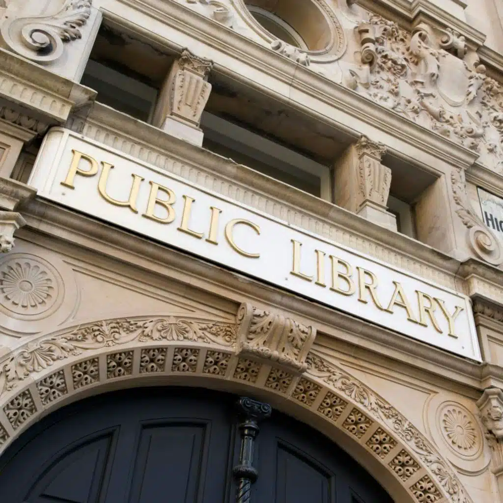 The expanding role and resources of Ireland's libraries today