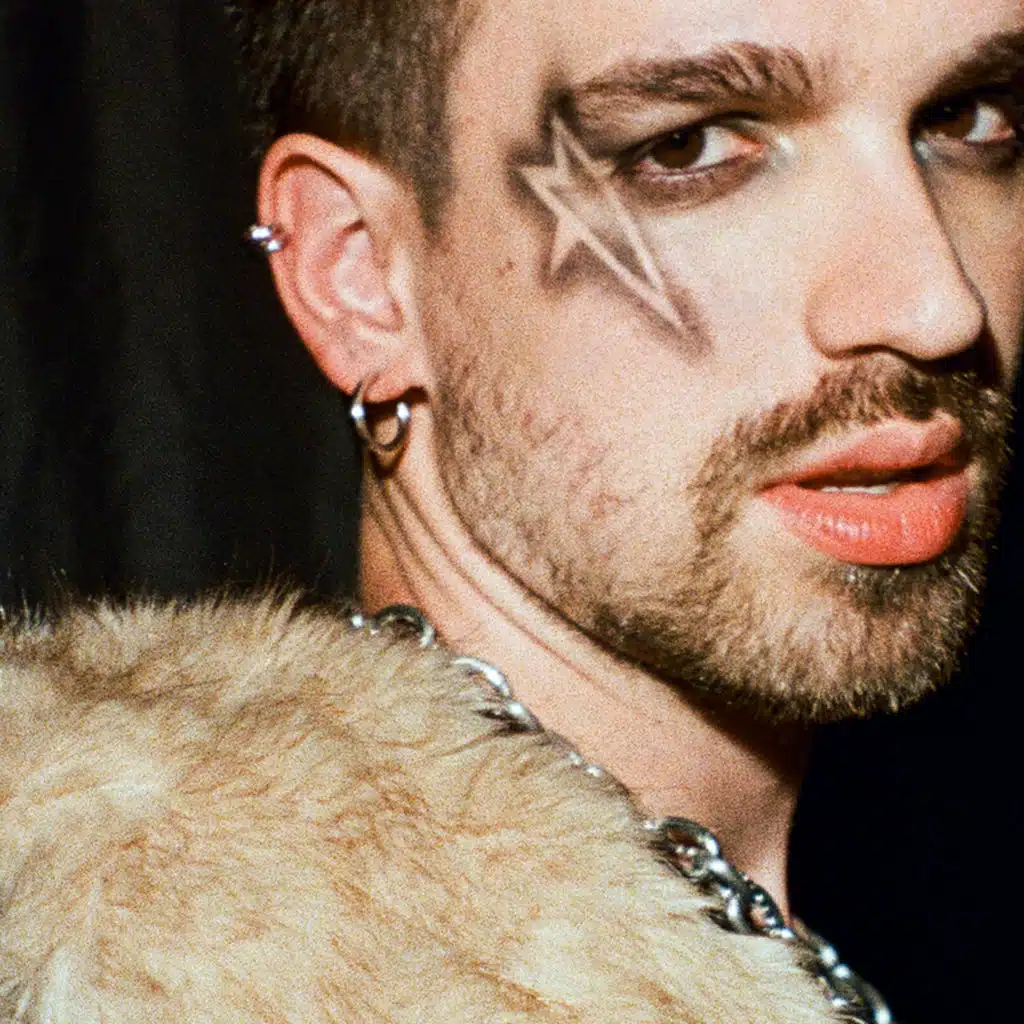 POPSTAR EN MI HABITACIÓN