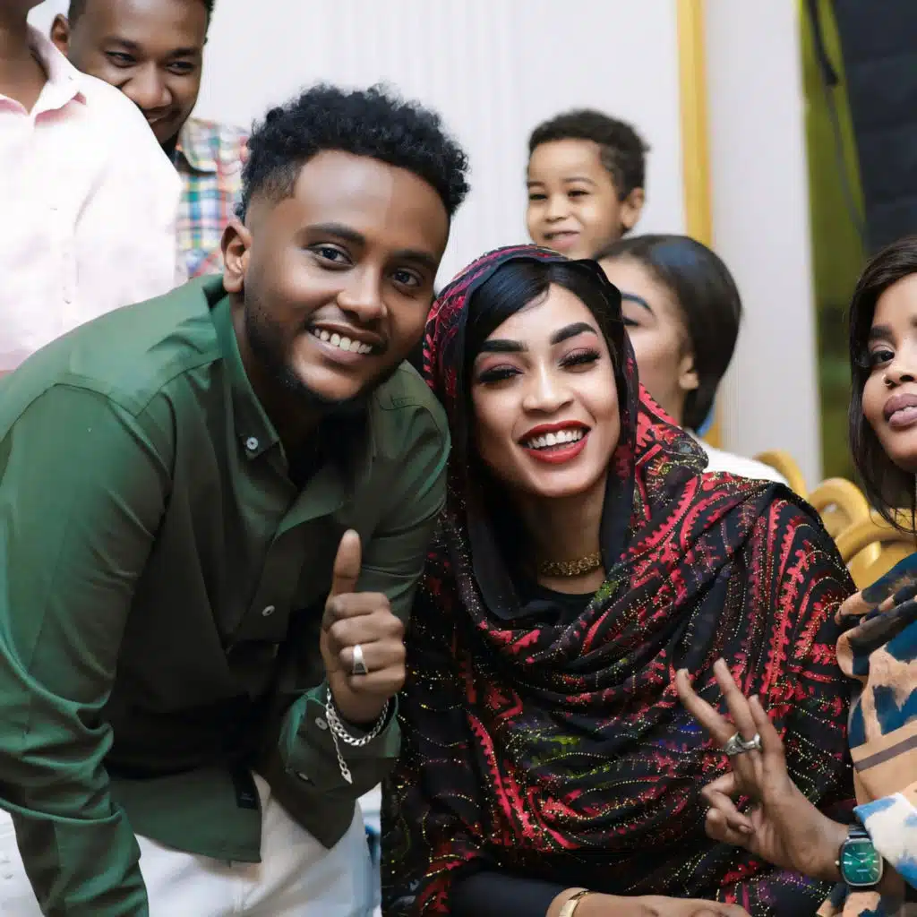 مروه الدولية-ناس الدنيا مالهم بي انا-Hamodi10music