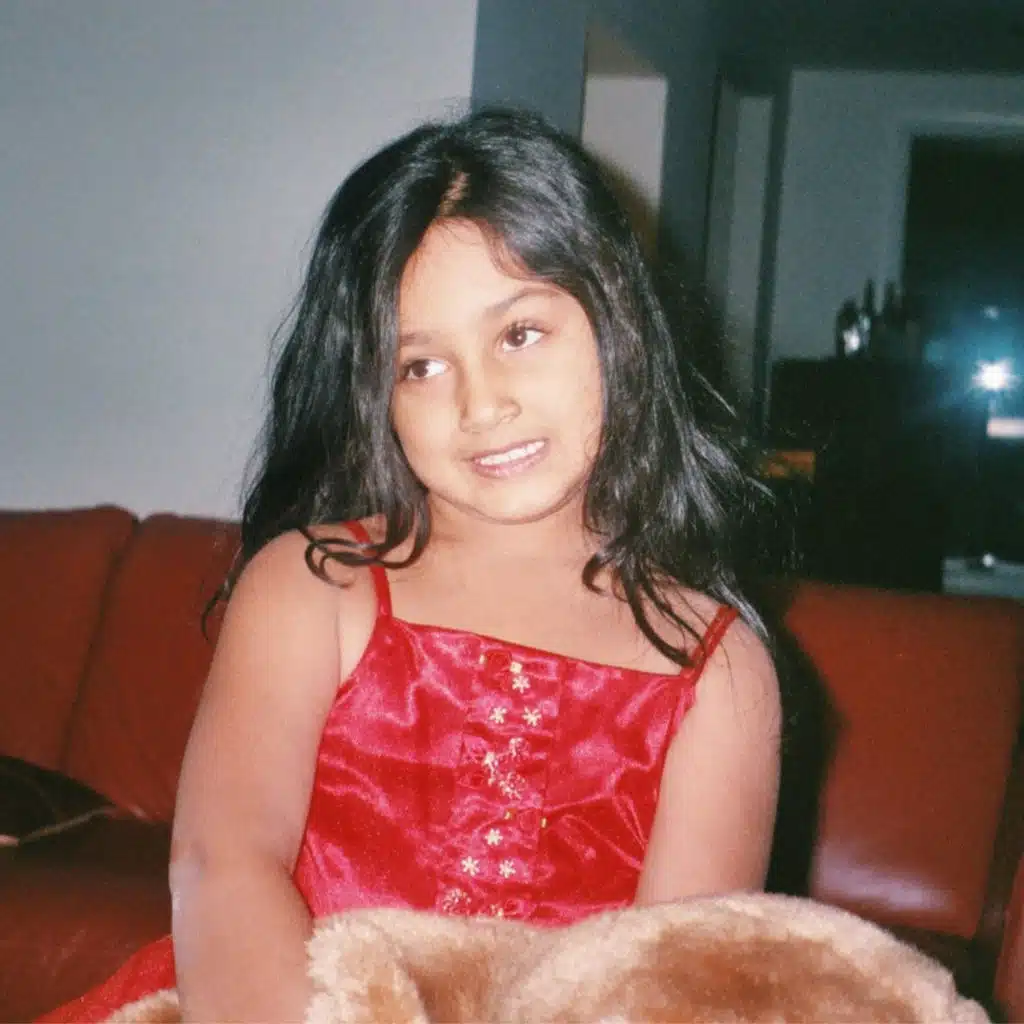 Devil In A Dress (Spanish Version)