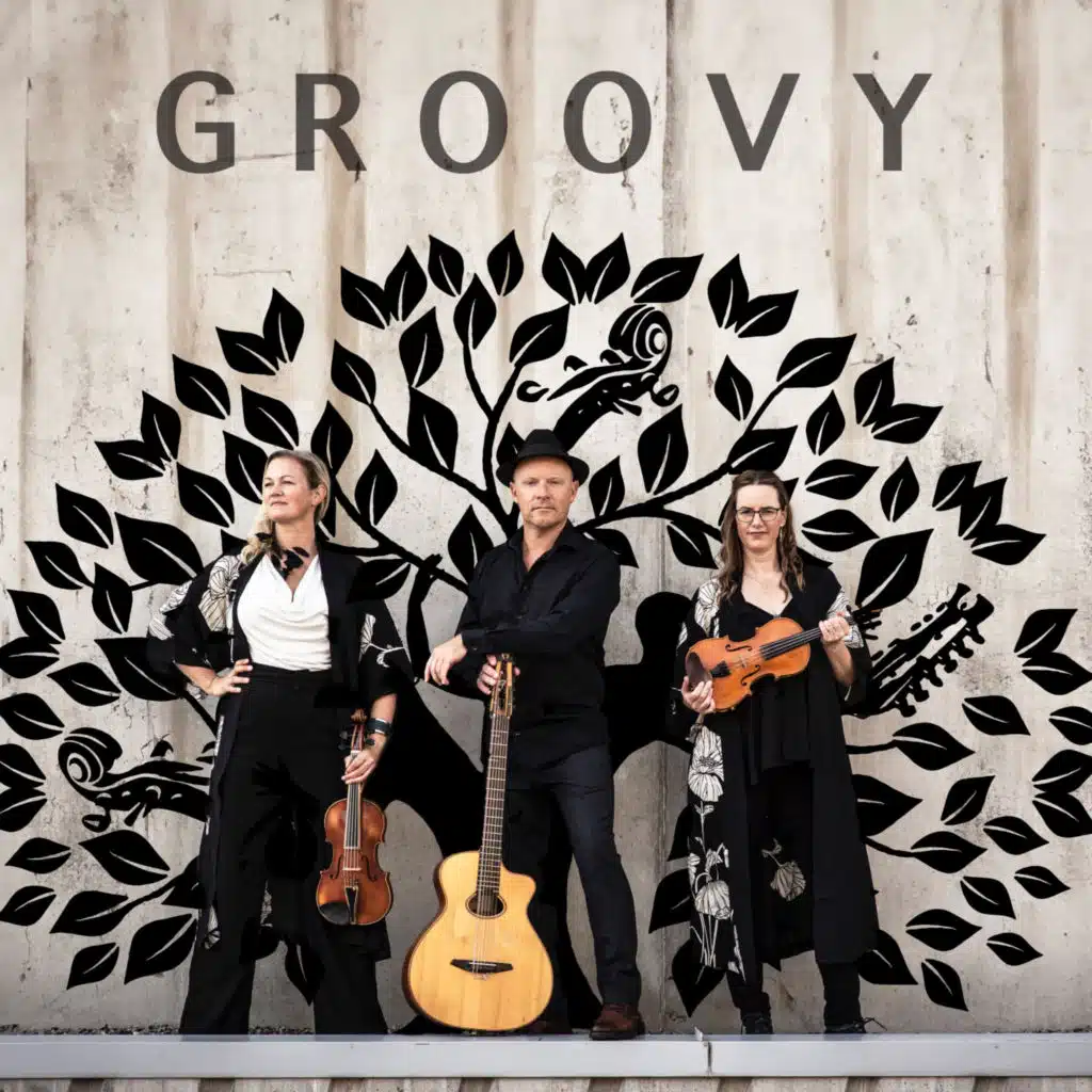 Mattias Pérez, Nina Pérez & Mia Marine