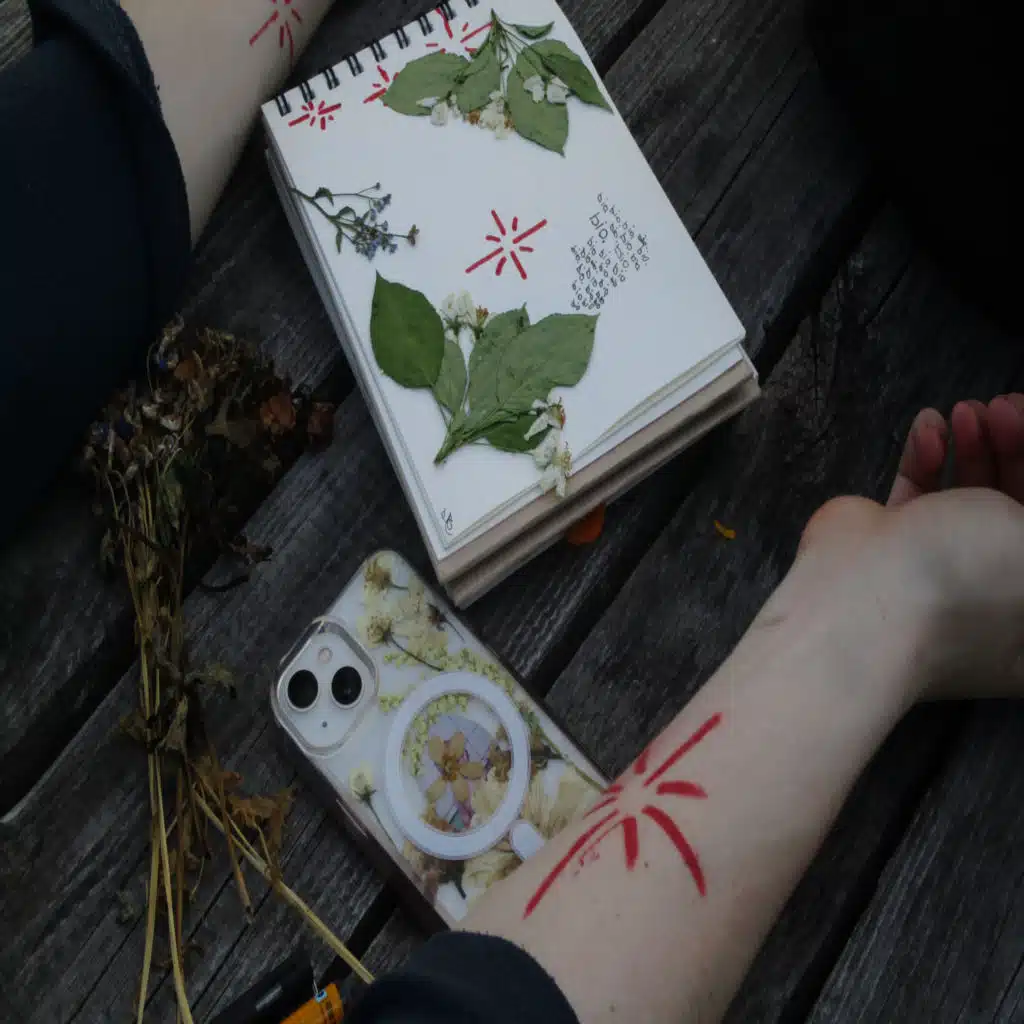 я не мешаю ветру портить мою прическу