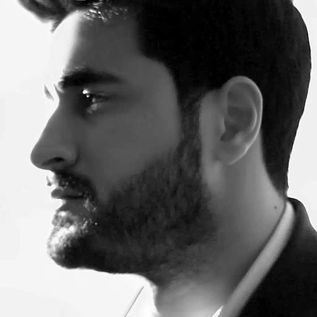 قلبي بعدو معاك