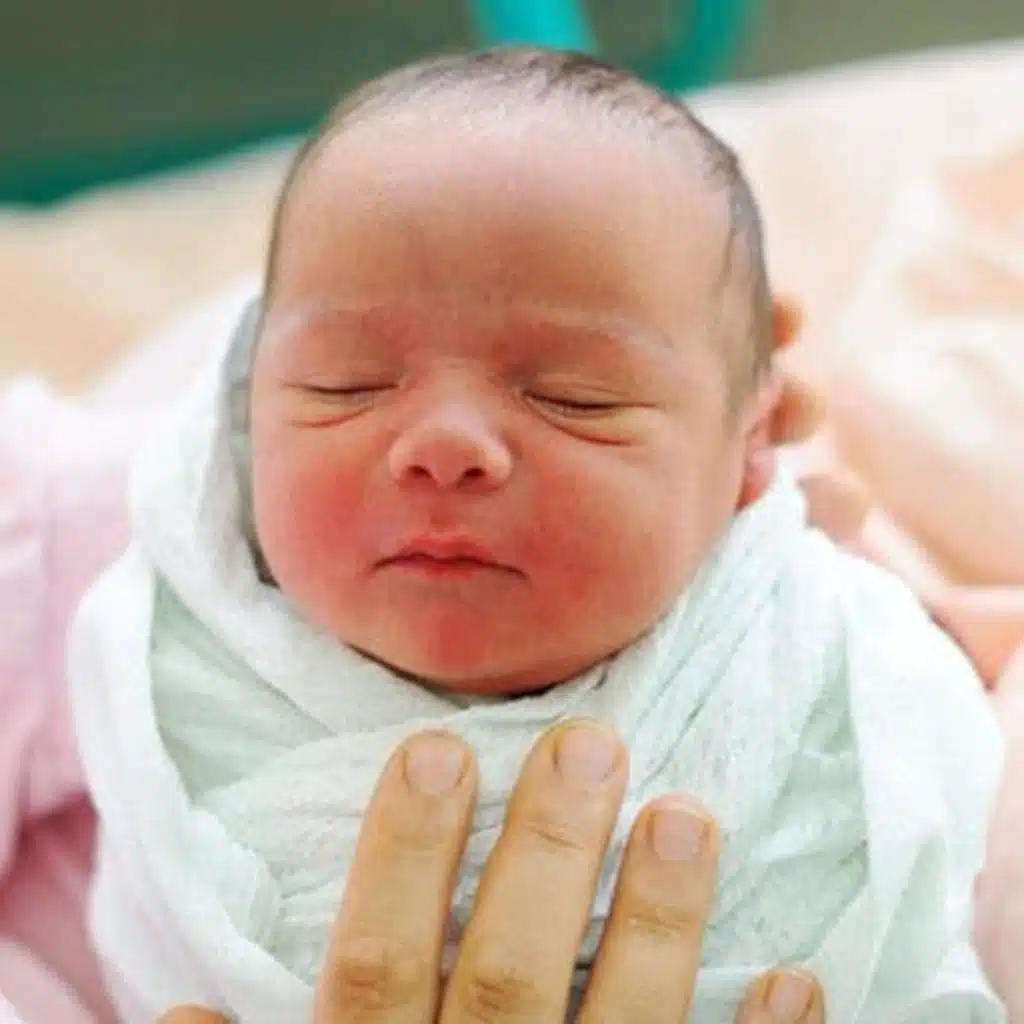 Should You Swaddle Your Baby?