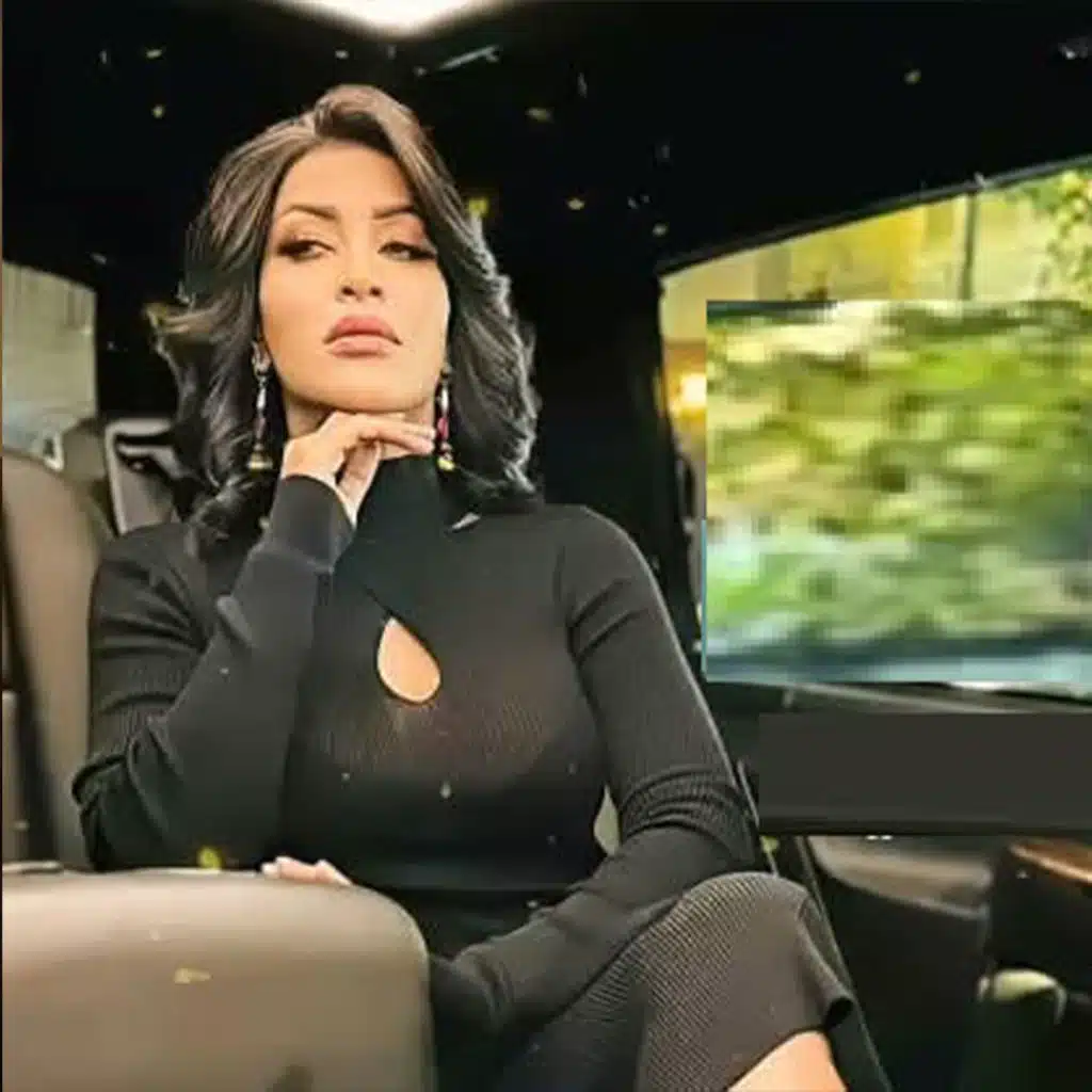 هذي دارهم ياعين كانو فيها