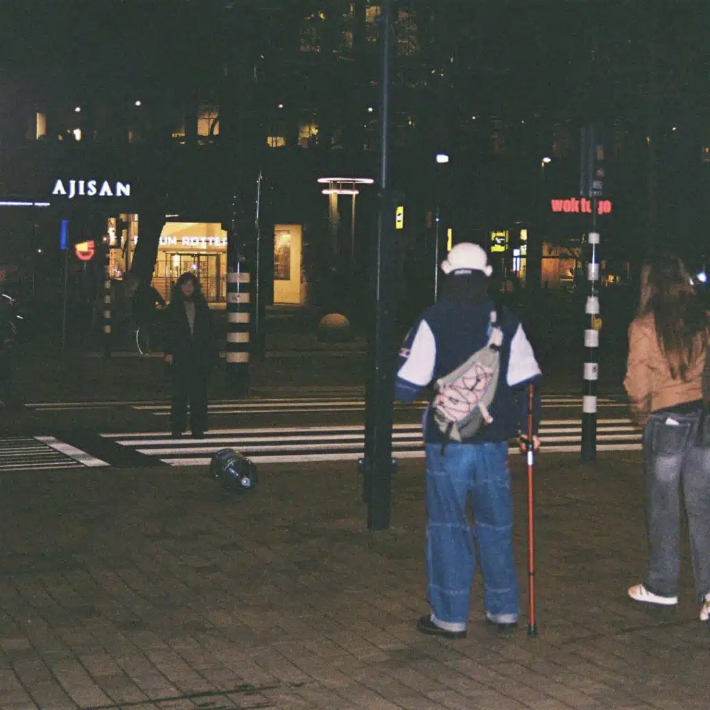 Terrasje (feat. Mary)