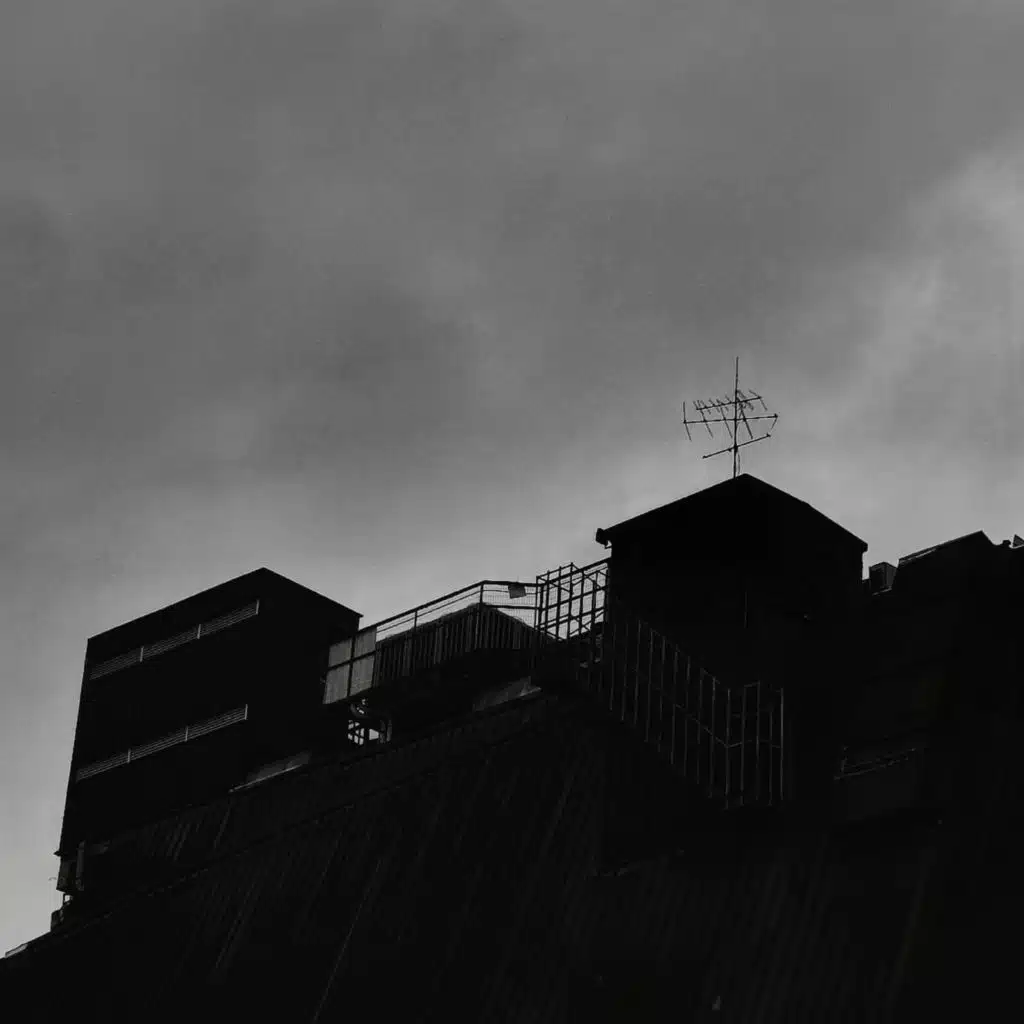 Drifting on the Rooftop