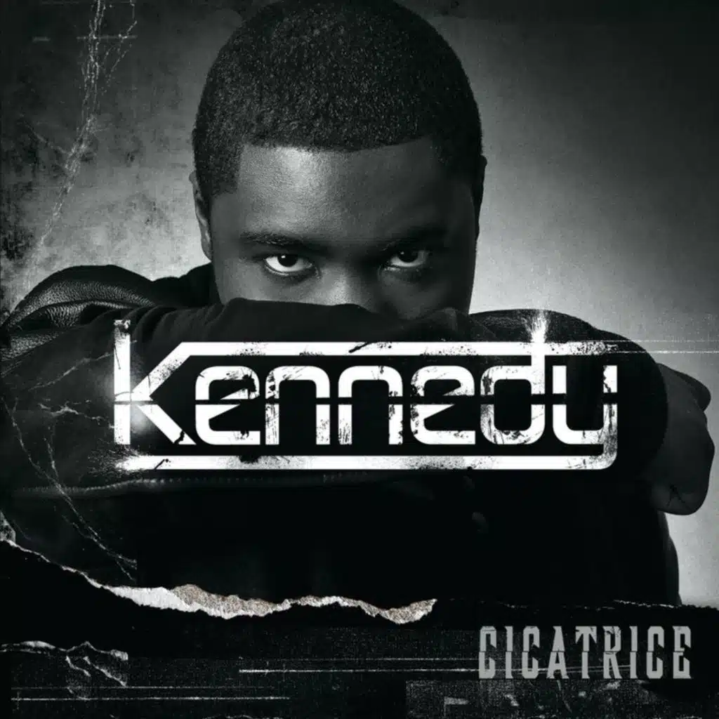 Ecoute (feat. Ekila)