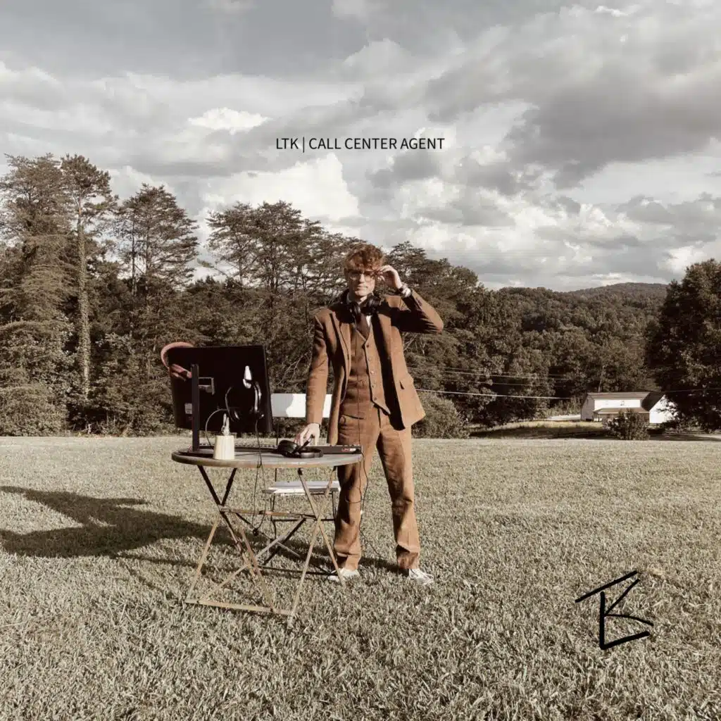 CALL CENTER AGENT