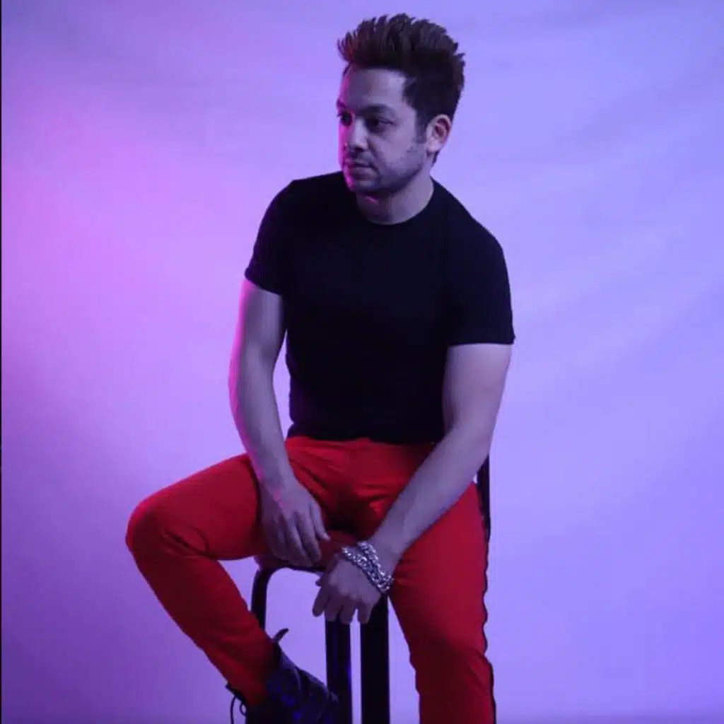 احب اعرفكوا بنفسي