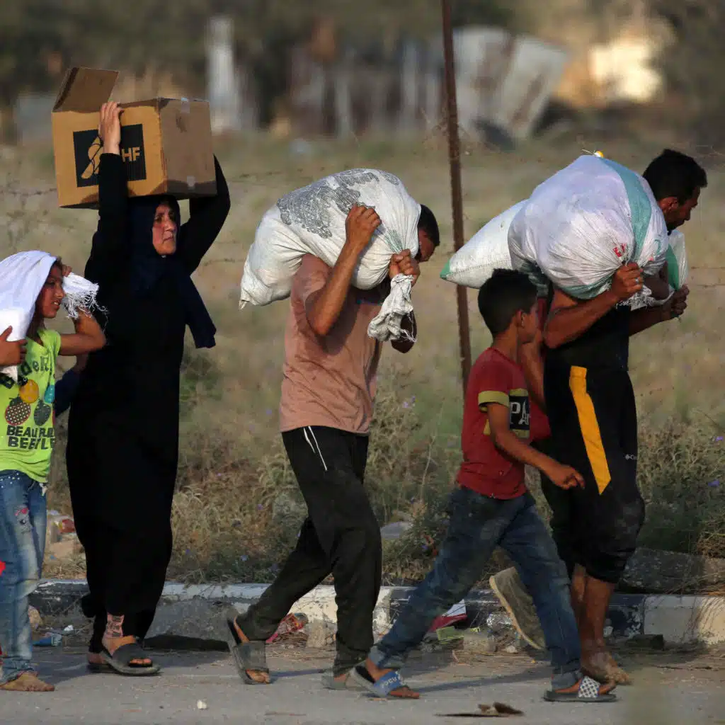A harrowing journey to find food in Gaza