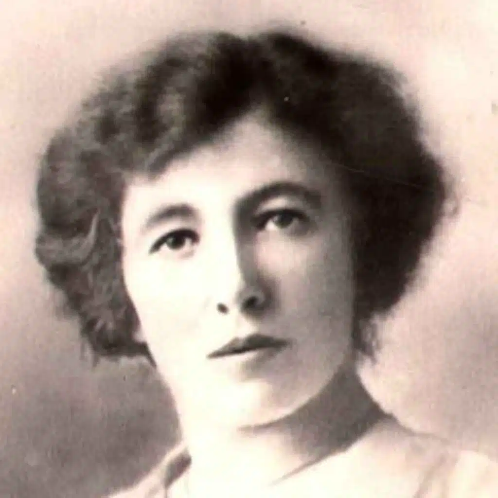 6.11 Gabrielle Petit (1) Born to defy