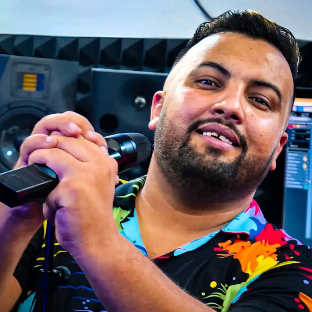 Chbb 3andek Wahed Hourmonat (feat. Nadir Pitcha)