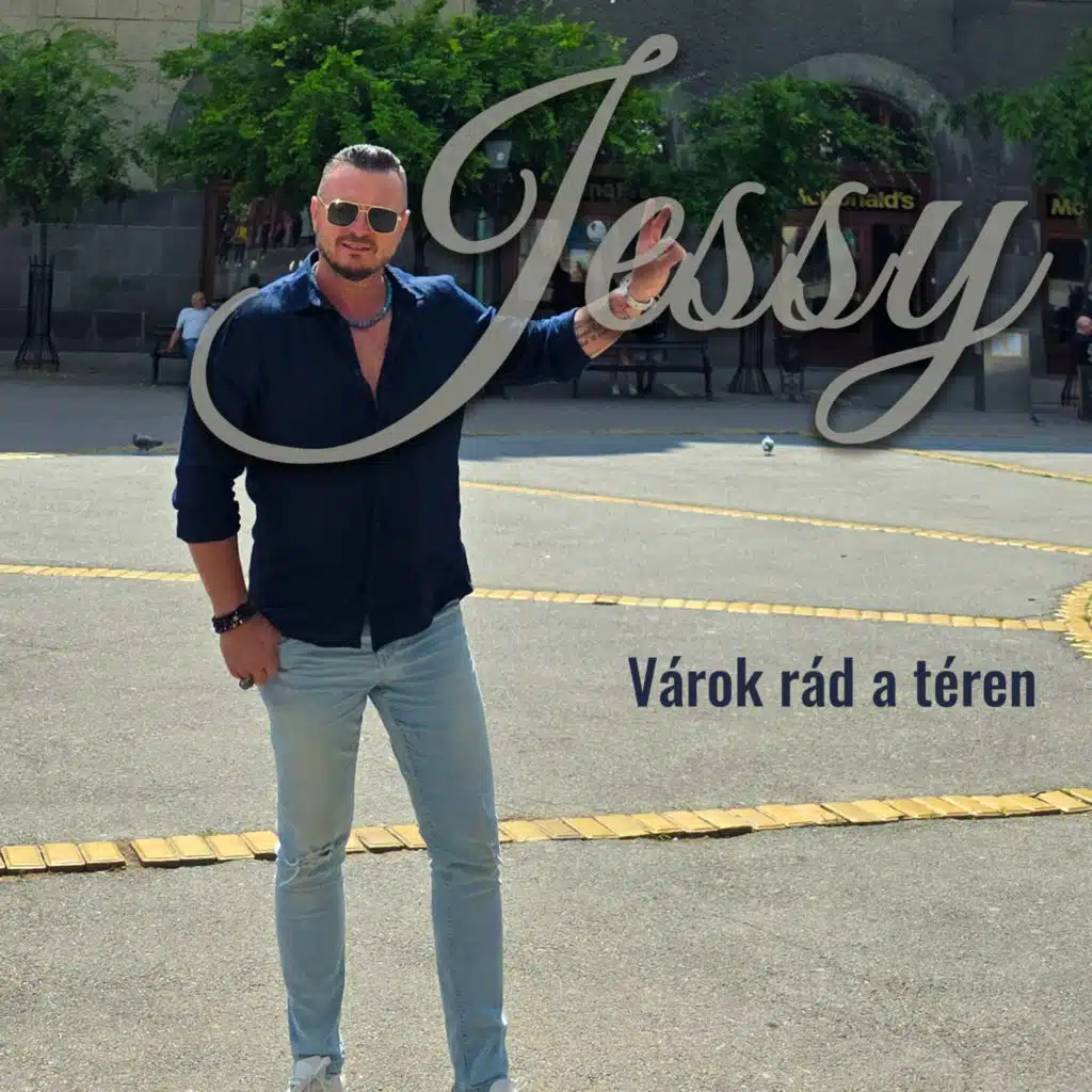 VÁROK RÁD A TÉREN