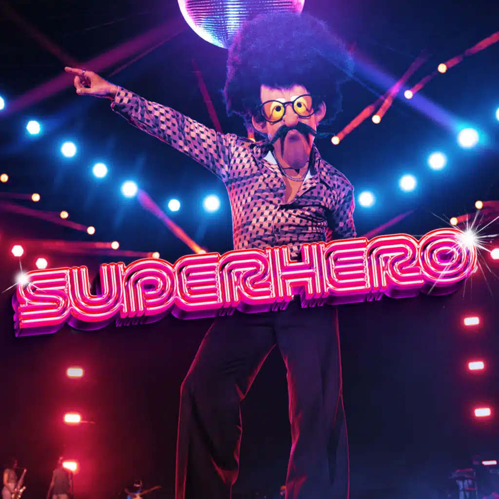 سوبر هيرو