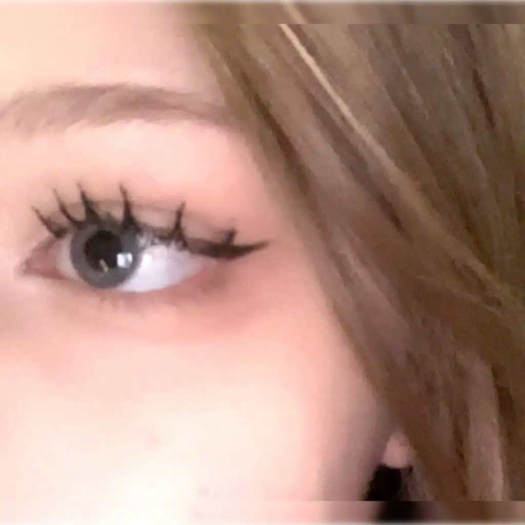 Сонные глаза