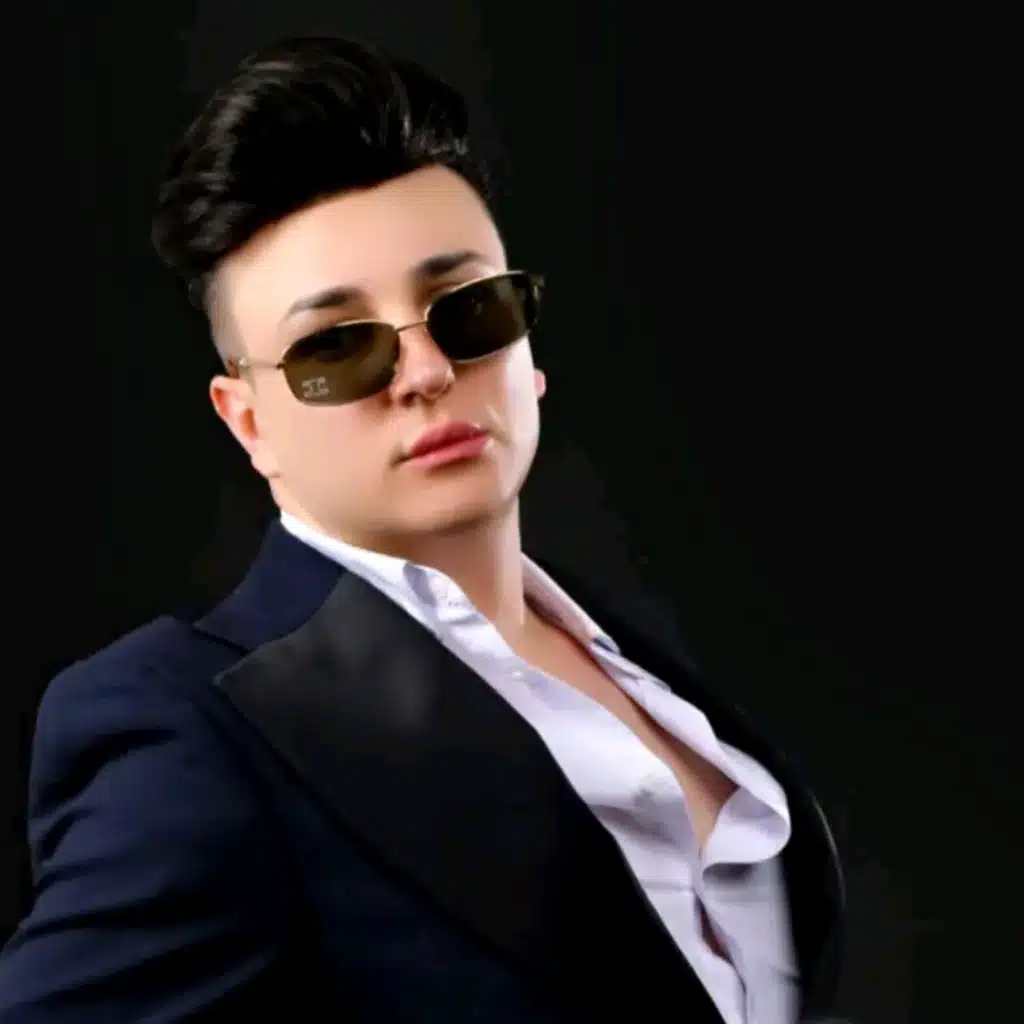 Ygoli rak manque hnana (feat. Manini Sahar)