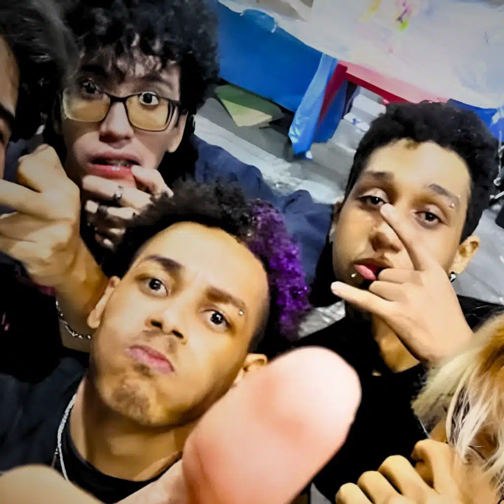 PUXEI A 12 (feat. HaSaG Boy)