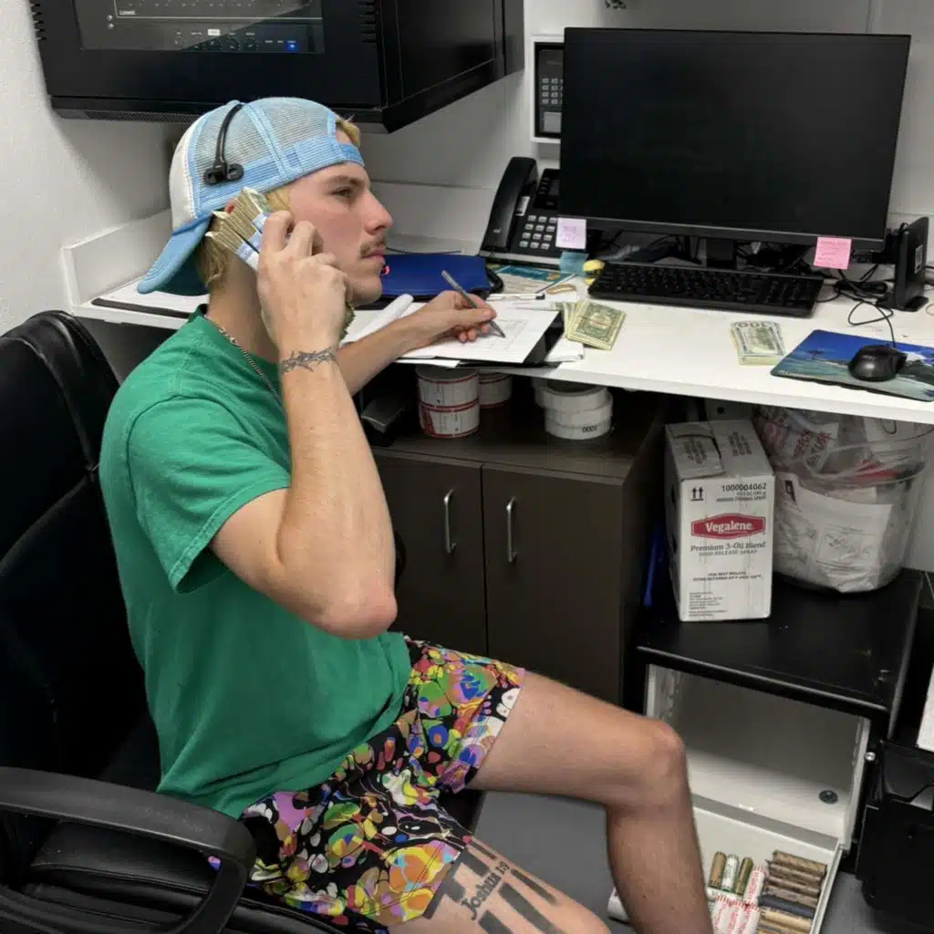 Wiggle (feat. Tristan)