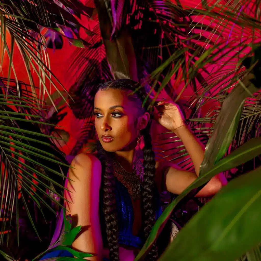 Anjulie