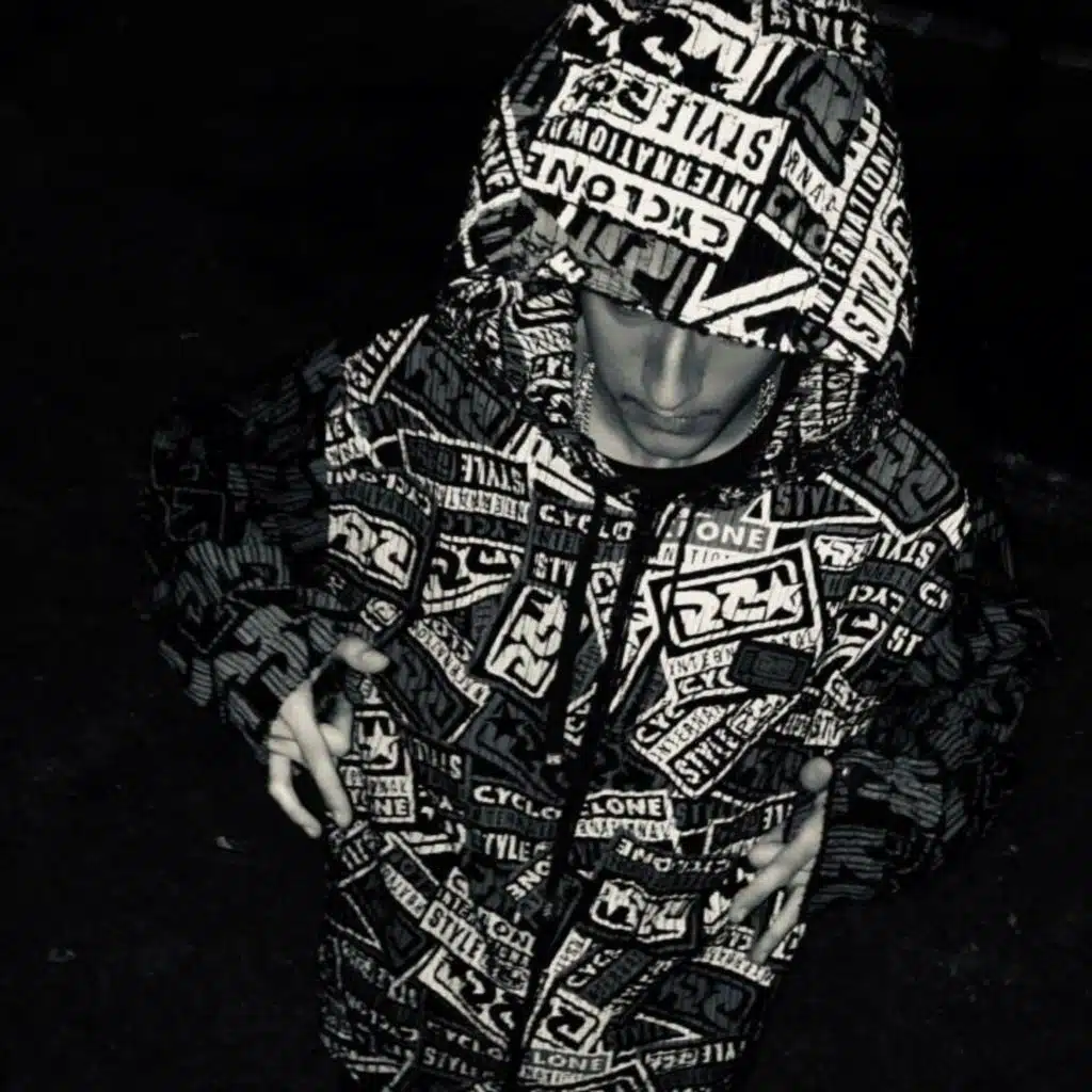 Ruído Sonoro! (feat. MC menor ADR)