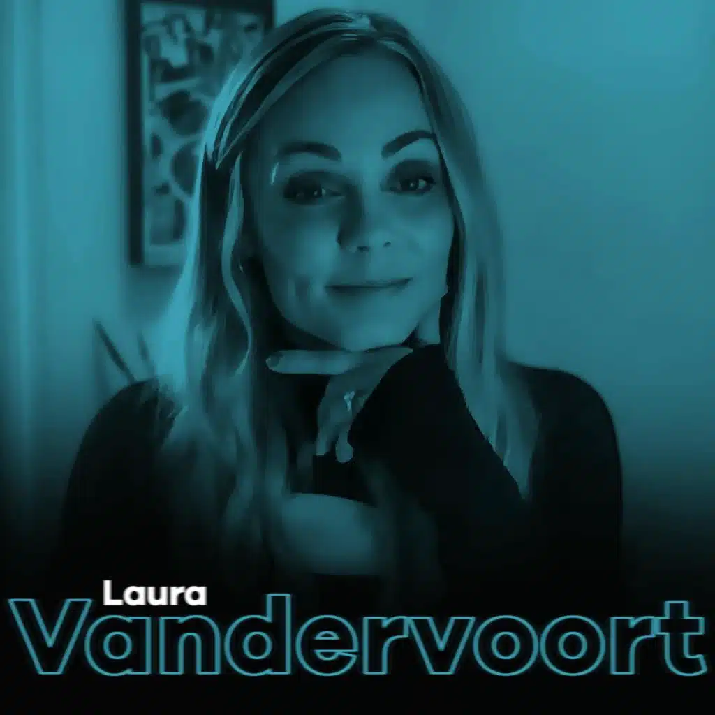 LAURA VANDERVOORT: Dropping Expectations, Smallville Regrets & Giving Yourself Grace