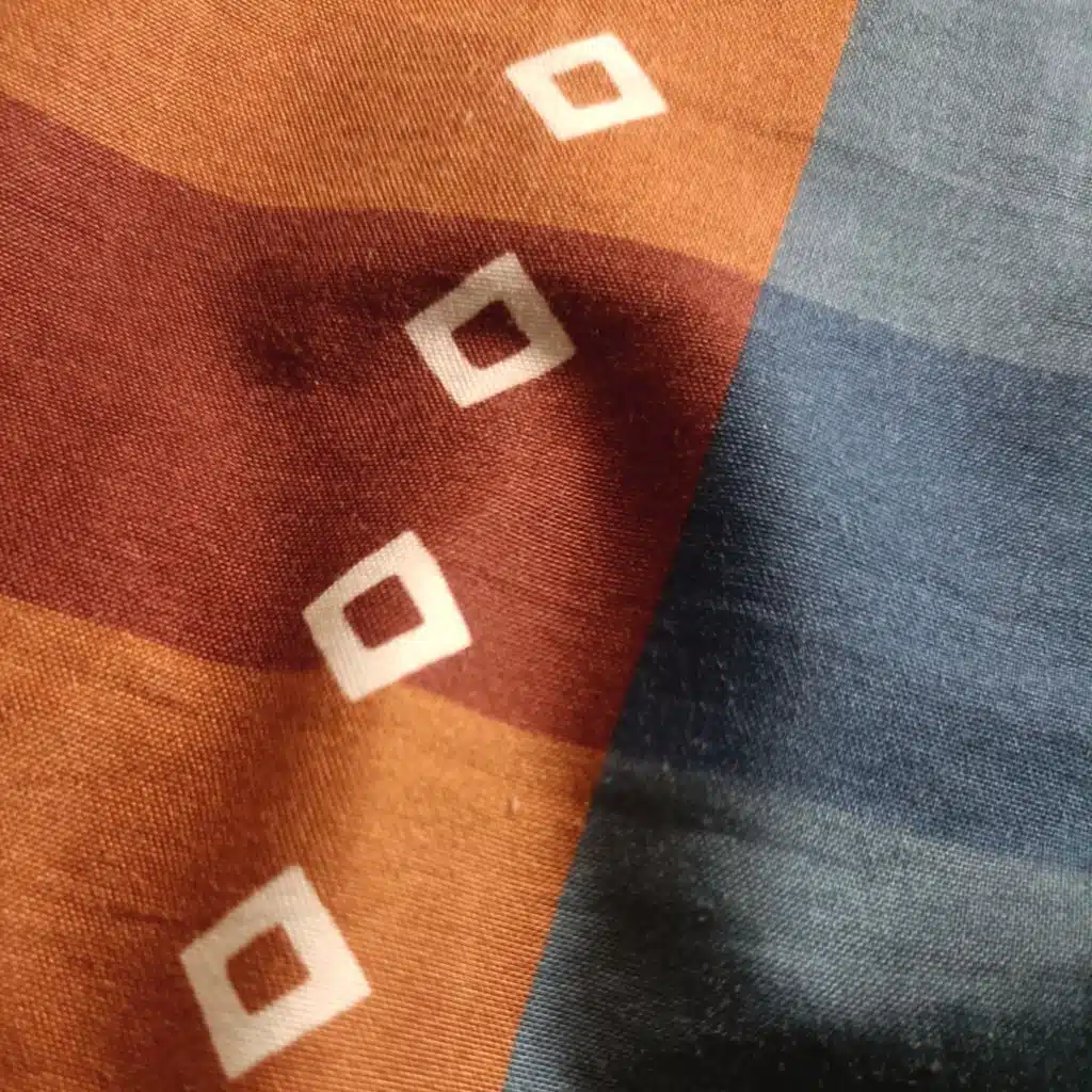 Cahaya di Antara Kabut