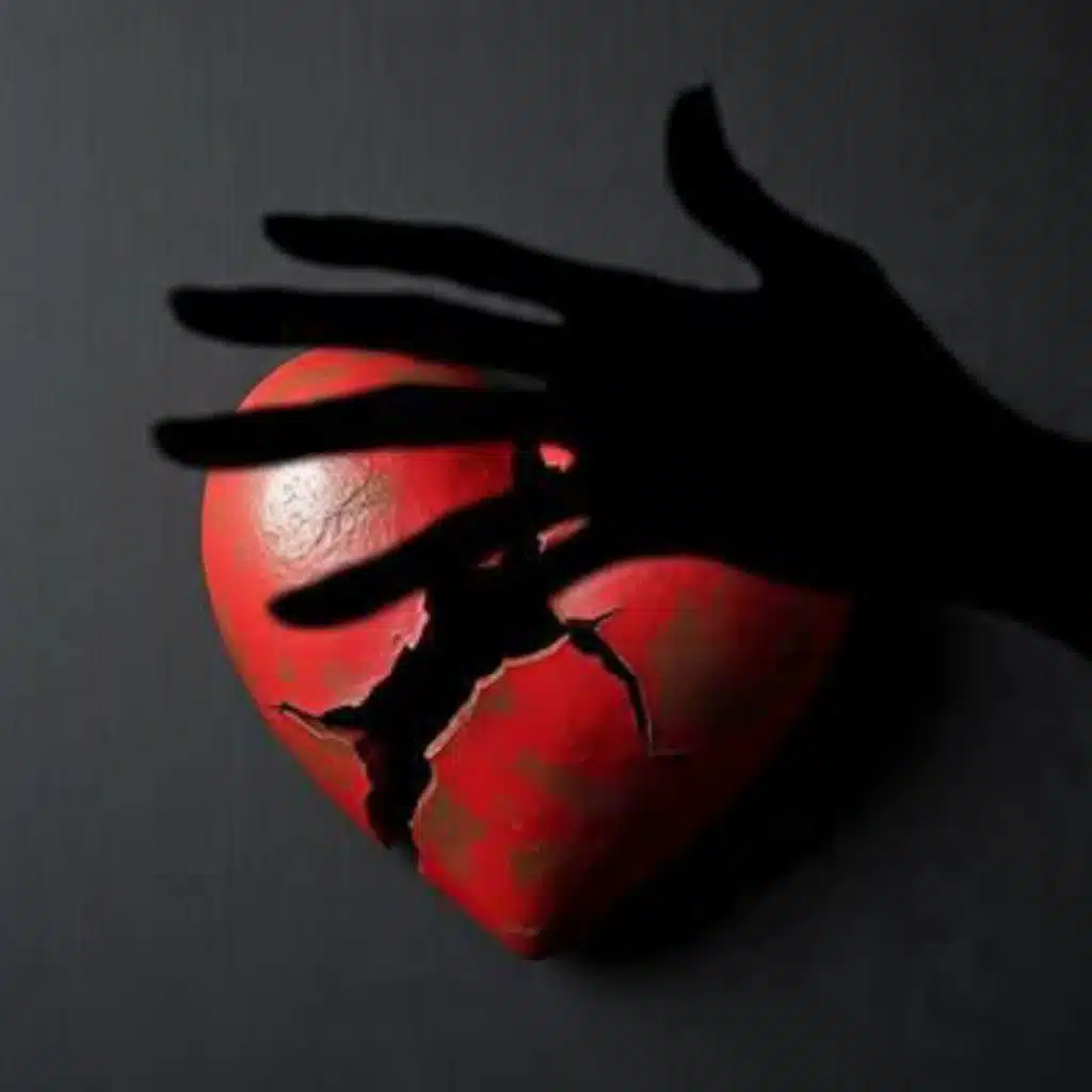 قلبي يصرخ بين العذاب