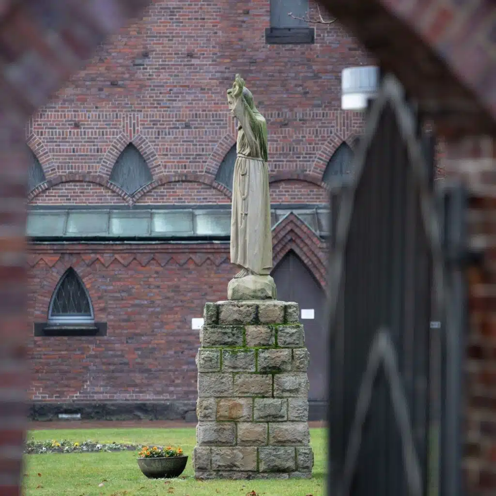Kindesmissbrauch in Kurheimen der Thuiner Franziskanerinnen
