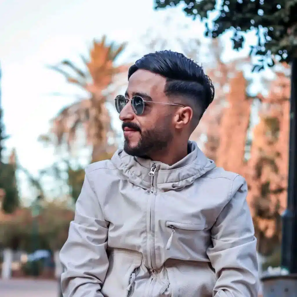 تخدم يطيحوك تنجح يتالبوك (feat. Majid L'infinitiy)